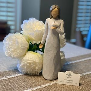Willow Tree with Sympathy Figurine